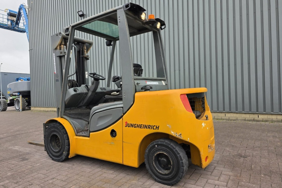 Jungheinrich-DFG435S-2011-nr-90805-(10).jpg