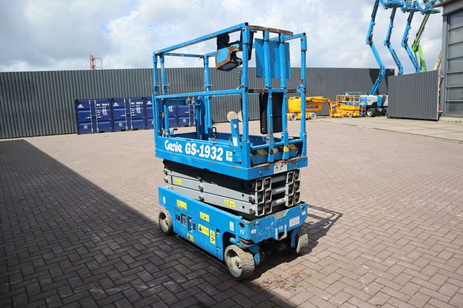 Genie-GS1932-2014-nr-90778-(4).jpg