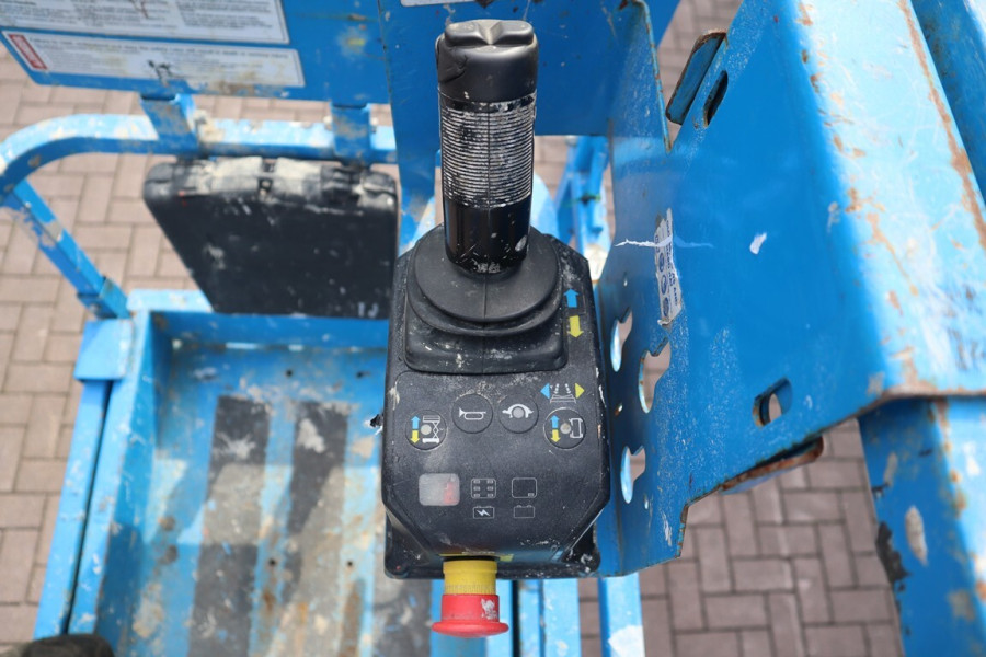 Genie-GS1932-2010-nr-90765-(13).jpg