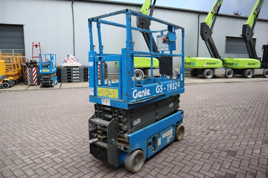 Genie-GS1932-2010-nr-90769-(8).jpg