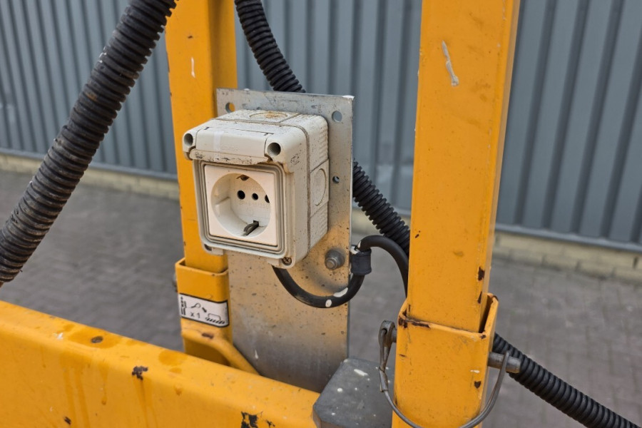 Haulotte-Compact-12DX-2018-nr-90822-(15).jpg