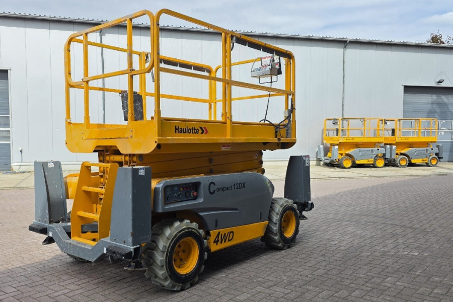 Haulotte-COmpact-12DX-2018-nr-90821-(4).jpg