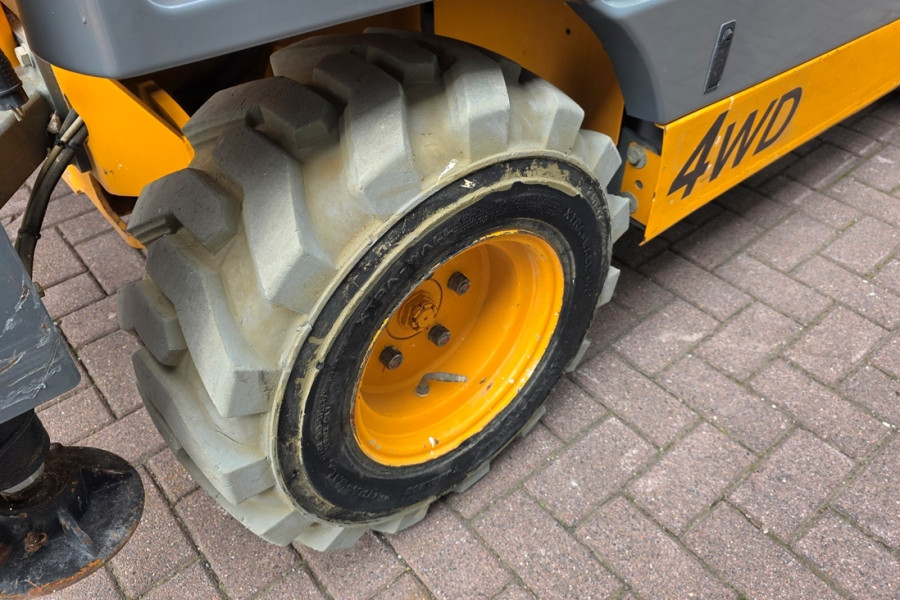 Haulotte-COmpact-12DX-2018-nr-90821-(9).jpg