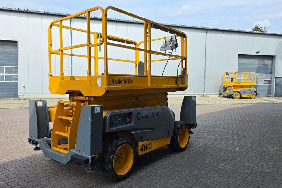 Haulotte-Compact-12DX-2016-nr-90827-(3).jpg