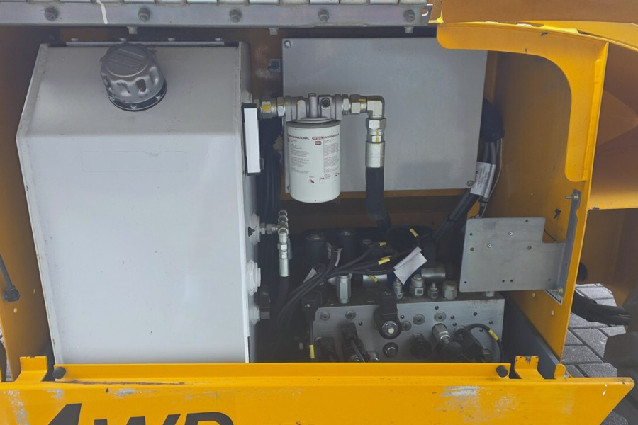Haulotte-Compact-10DX-2018-nr-90812-(10).jpg