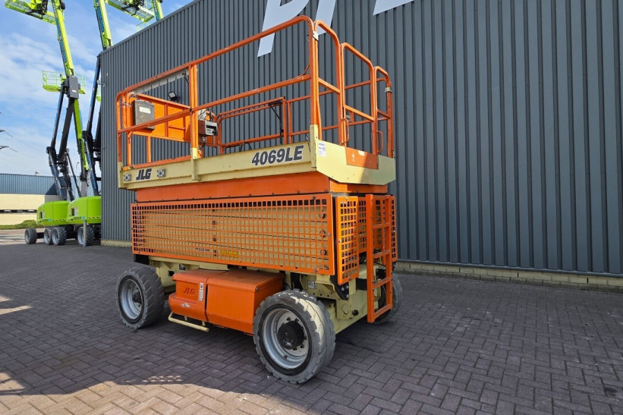 JLG-4069LE-2013-nr-90429-(4).jpg