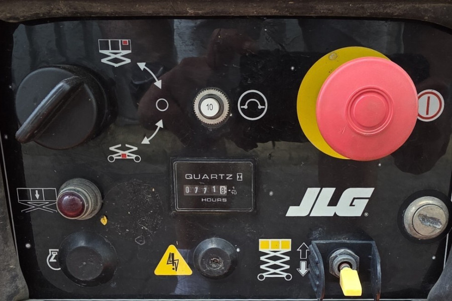 JLG-4069LE-2013-nr-90429-(8).jpg