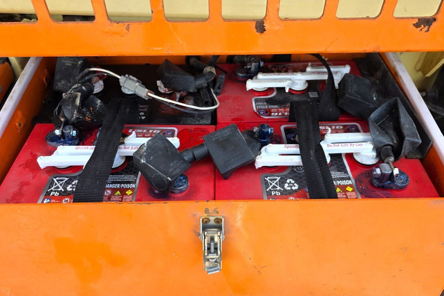 JLG-4069LE-2013-nr-90429-(12).jpg