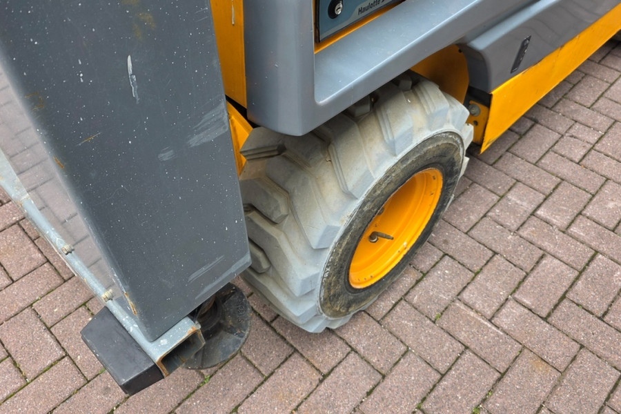 Haulotte-Compact-12DX-2018-nr-90824-(10).jpg